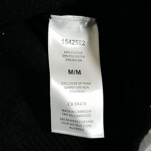 Kendall + Kylie Women's Crew Neck Sweater Medium - Picture 4 of 6